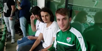 Enes, kritik maçta takımını yalnız bırakmadı