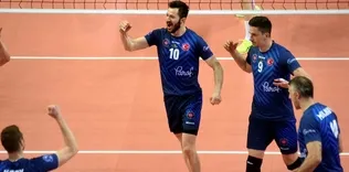 Voleybol Efeler Ligi play-off final maçı