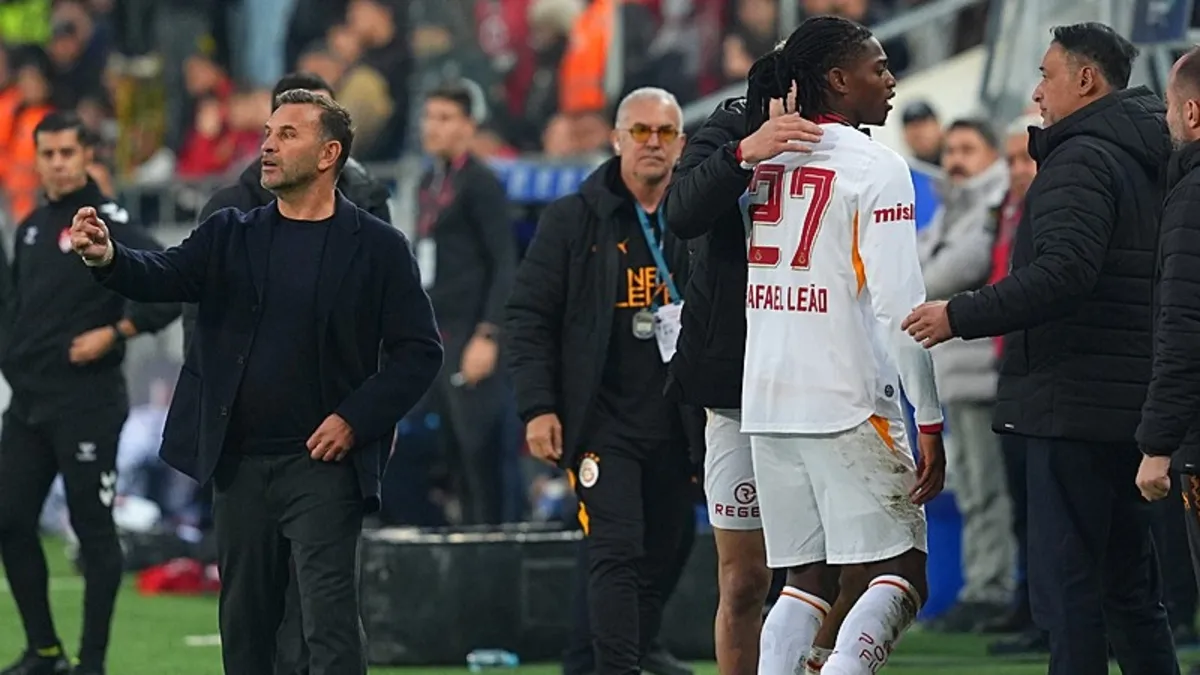 Okan Buruk'tan Leao açıklaması! Oyundan alınmasının sebebi...