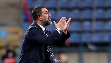 Arda: Mutlu değilim