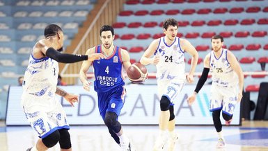 Büyükçekmece Basketbol Anadolu Efes 83-94 (MAÇ SONUCU - ÖZET)