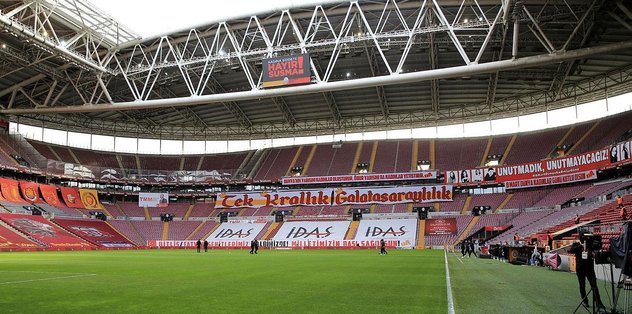 Galatasaray Fenerbahce Maci Biletleri Satisa Cikti Mi En Ucuz Derbi Bilet Fiyati Ne Kadar Fotomac