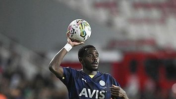 Osayi Samuel'e Premier Lig'den kanca!