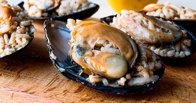 Sevilen sokak lezzeti: Midye dolma tarifi