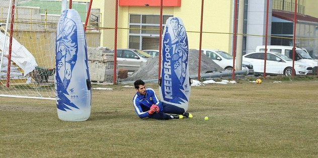 E.Yeni Malatyaspor'da kale Ertaç'ın