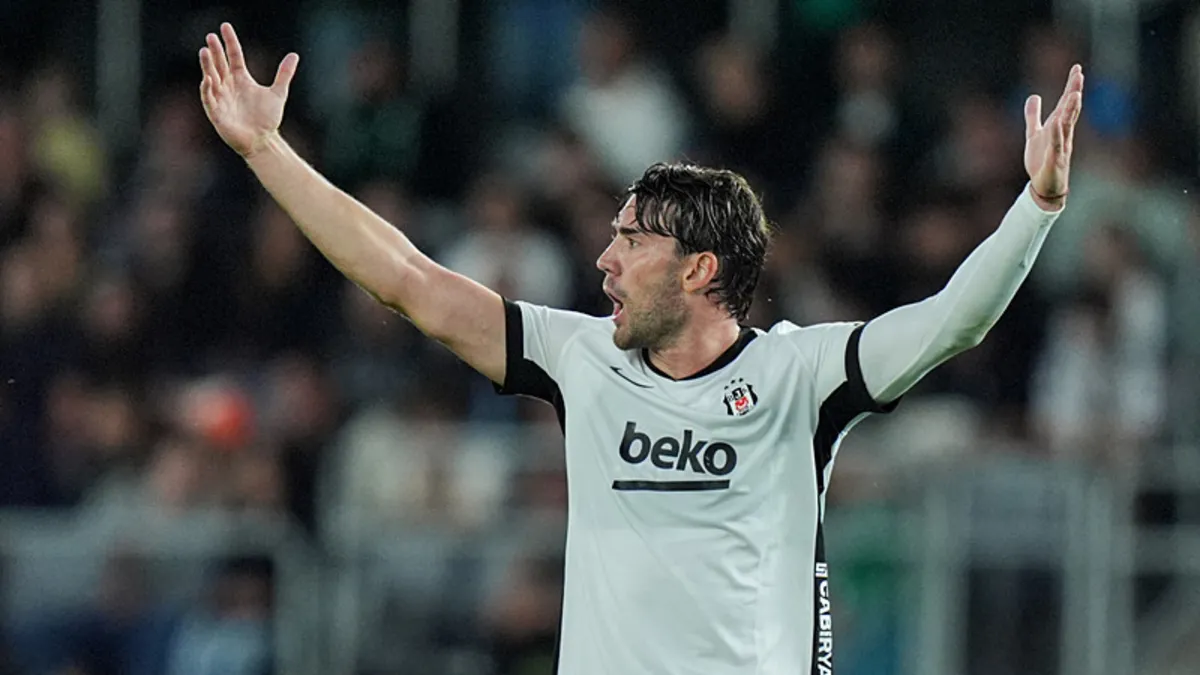 Beşiktaş'ta Fenerbahçe derbisi sonrası Dusan Vlahovic krizi!