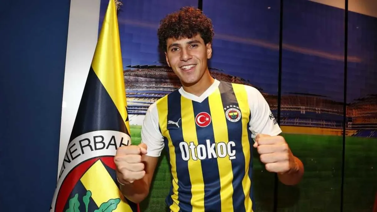 Fenerbahçe schickt Omar Fayed dauerhaft zu Frosinone Calcio