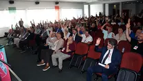 Karşıyaka’da kriz