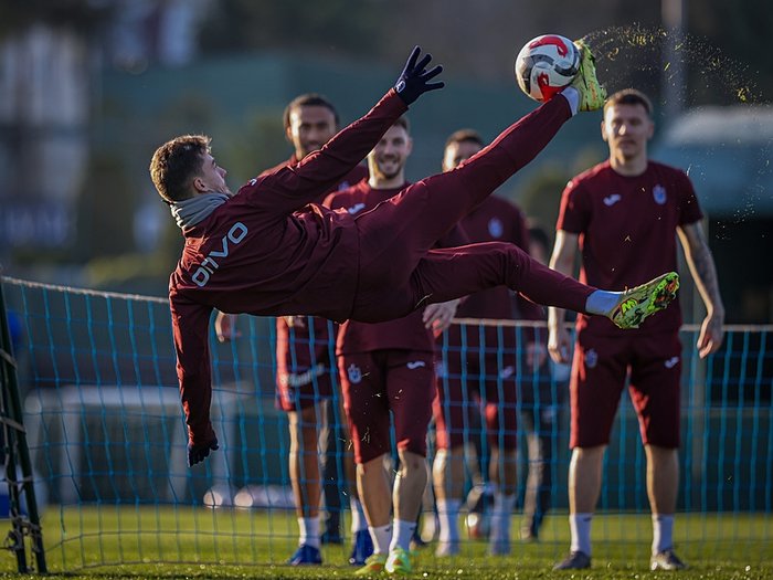 trabzonspor-tumosan-konyaspor-muhtemel-11ler-ts-maci-saat-kacta-hangi-kanalda-1764393120523.jpeg Trabzonspor-TÜMOSAN Konyaspor maçı hangi kanalda?