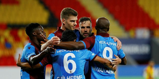 Goztepe 1 3 Trabzonspor Mac Sonucu Son Dakika Super Lig Haberleri Fotomac