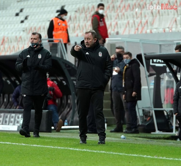 Sergen Yalçın isyan etti: Oyuncularım yediği tekmelerden şikayetçi! Hakemler...