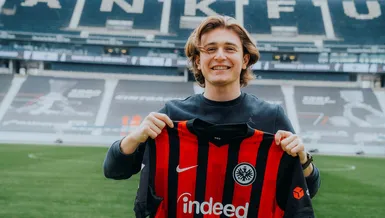 Eintracht Frankfurt'tan Ali Akman paylaşımı!