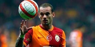 Şubat ayının golü Sneijder'den