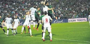 Horoz tekliyor