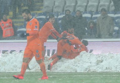 Medipol Başakşehir - Bursaspor maçından kareler...