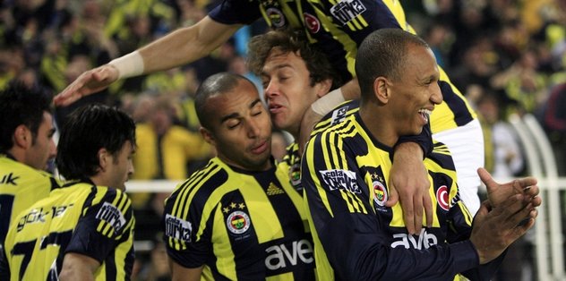 Fenerbahçe tarihinin en iyi 10 oyuncusundan biriyim