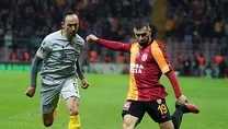 Sözleşmeyi kaptı!