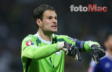 Fenerbahçe Asmir Begovic transferini bitiriyor