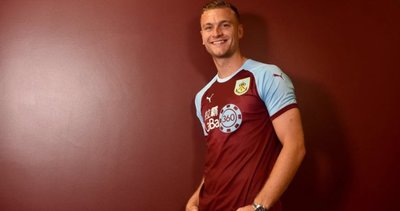 Burnley'den savunmaya takviye