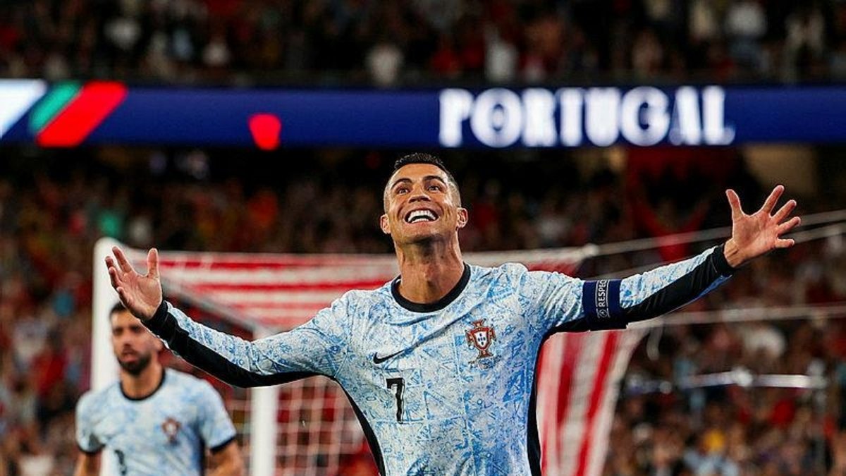 Cristiano Ronaldo rekorlara doymuyor!
