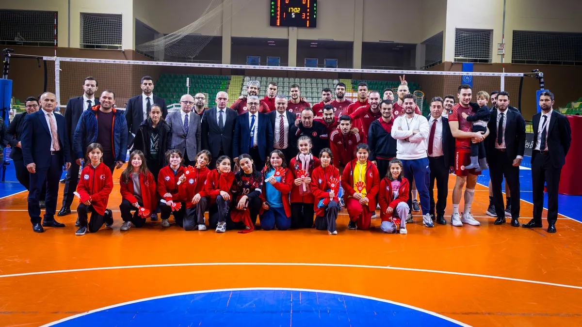 Ziraat Bankkart Erkek Voleybol Takımından 2 veda!