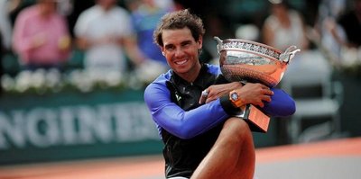 Nadal, Queen's Club'dan çekildi