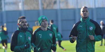 Bursaspor ara vermedi