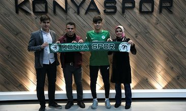 Konyaspor Ali Karakaya ile profesyonel sözleşme imzaladı