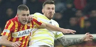 Artem Kravets seriye bağladı