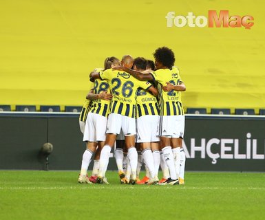 Son dakika: Fenerbahçe’den şampiyonluk kadrosu! İşte Erol Bulut’un iki farklı 11’i