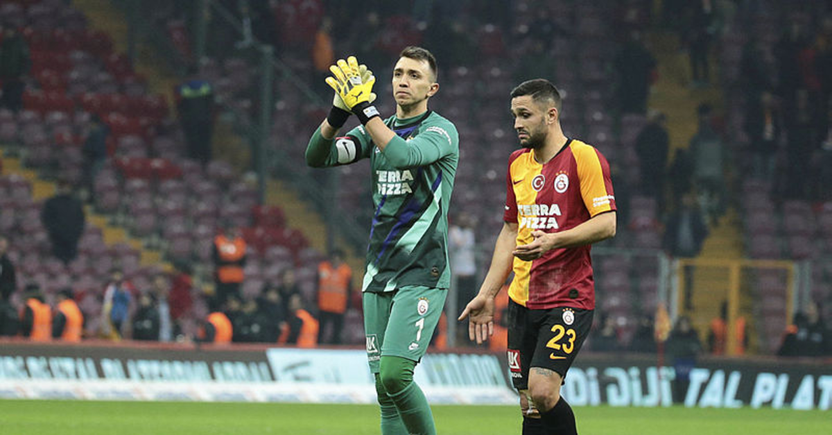 Sen Yalniz Degilsin Muslera Son Dakika Galatasaray Haberleri Fotomac