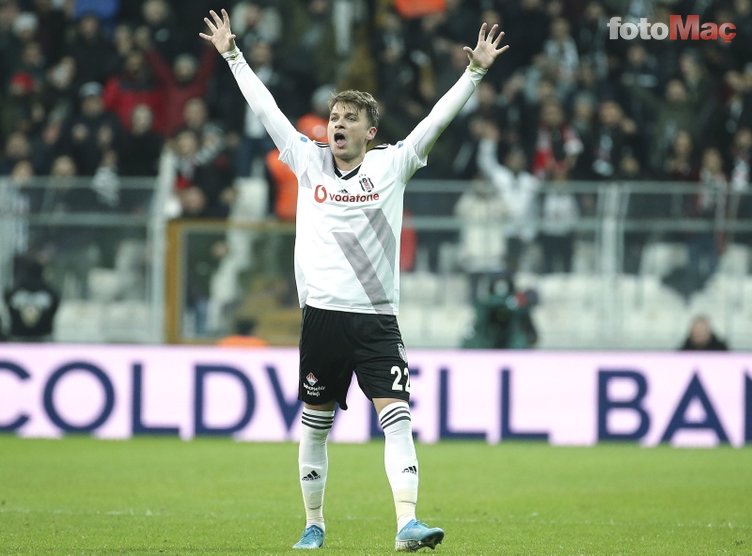 Son Dakika Transfer Haberi Besiktas Ta Adem Ljajic Yolcu Iste Yeni Adresi Bjk Spor Haberi Fotomac