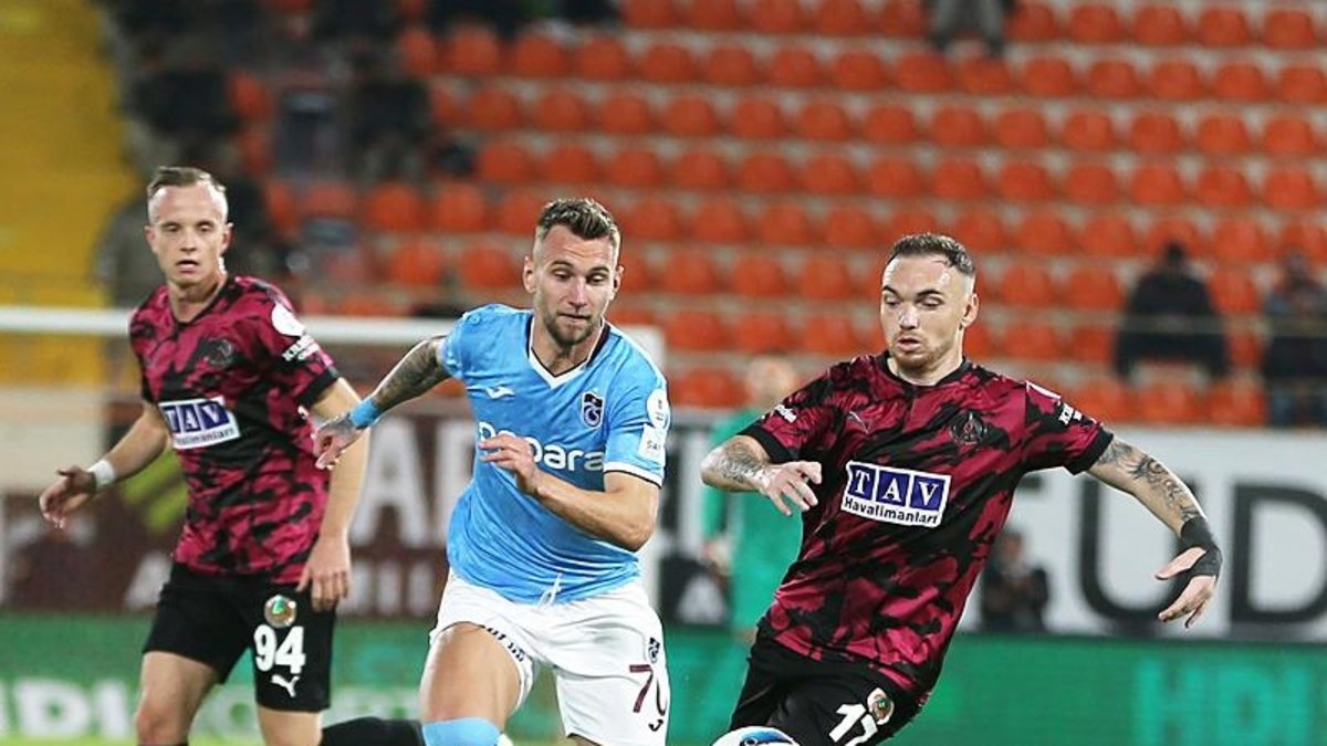 Alanyaspor 2-1 Trabzonspor (MAÇ SONUCU ÖZET)
