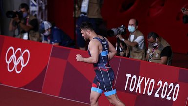2020 Tokyo Olimpiyat Oyunları: Milli güreşçi Süleyman Karadeniz yarı finalde!