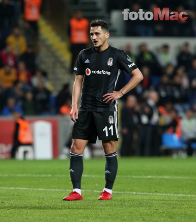 Beşiktaş’tan ayrılan Mustafa Pektemek ezeli rakibe gidiyor