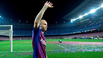 Iniesta futbolu bırakıyor