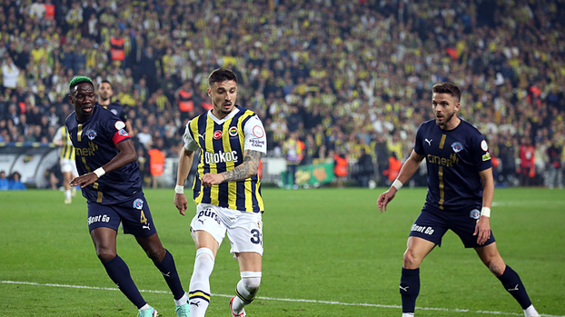 Fenerbahçeli taraftarlardan Krunic'e tepki!