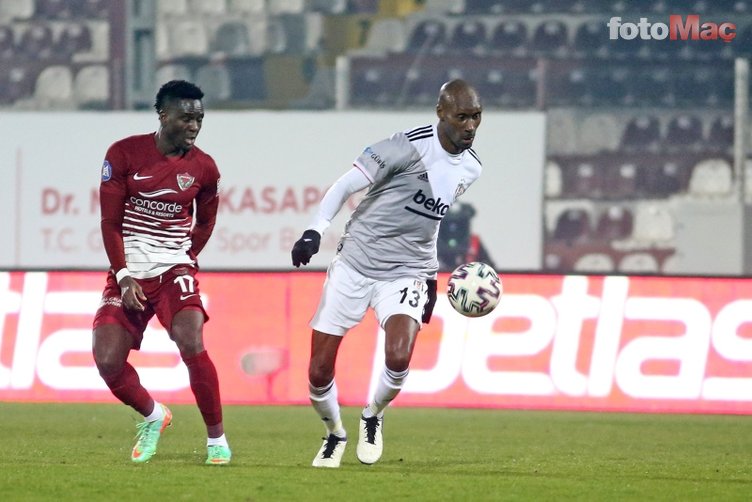 BEŞİKTAŞ TRANSFER HABERİ: PSV Atiba Hutchinson transferini bitiriyor!