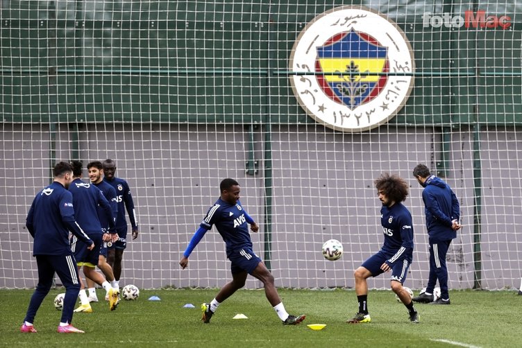 Fenerbahçe'de Erol Bulut'tan tepki çeken karar!