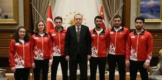 Cumhurbaşkanı Erdoğan, 23. Kış Olimpiyat Oyunları’na katılacak Milli Sporcuları kabul etti