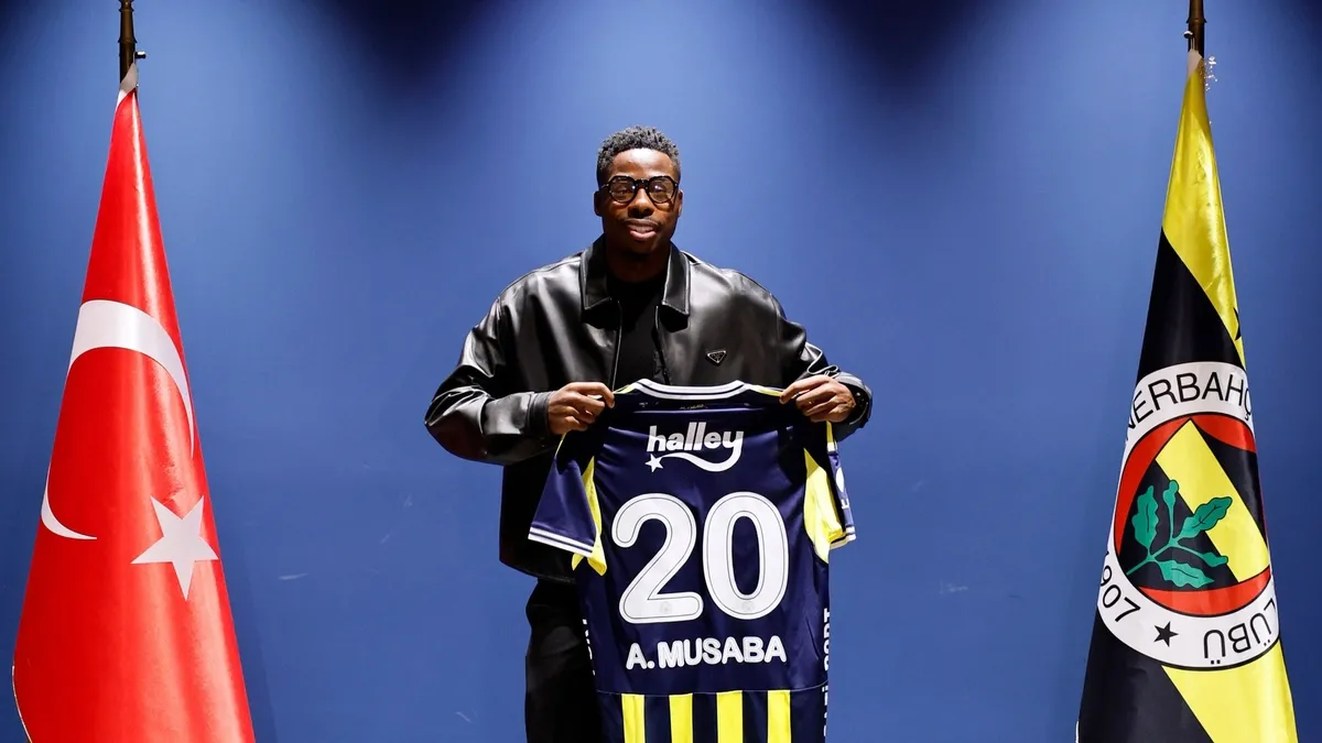 Anthony Musaba'dan Ferdi Kadıoğlu itirafı: Fenerbahçe'de oynadığı dönemde...