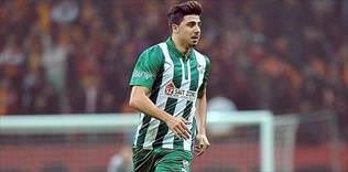 Ozan da Fenerli oluyor