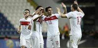 Milliler Bulgaristan'ı dörtledi