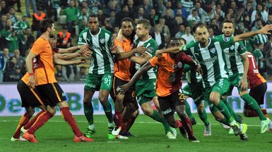 Bursaspor-G.Saray maçında kareler
