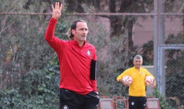 Turgutluspor Cüneyt Biçer’le imzaladı
