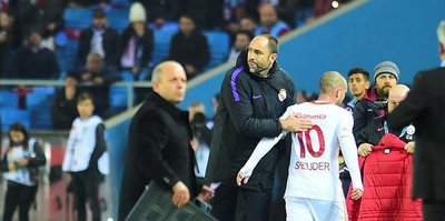 Sneijder’le aralarına 5 kilo girdi