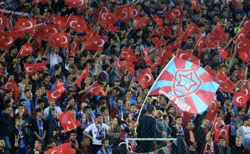 Mac Sonunda Gonderme Bir Masum Mor Menekse Son Dakika Trabzonspor Haberleri Fotomac