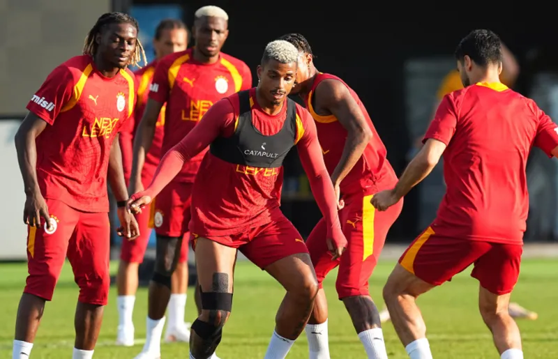 galatasaray-rennes-maci-saat-kacta-hangi-kanalda-sifresiz-mi-1785649800025.png
