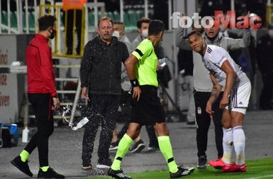Beşiktaş’ta Josef de Souza çılgına döndü! Şişeyi fırlattı ve...