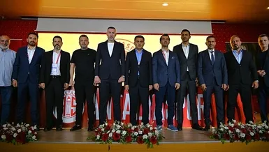 Antalyaspor'da yeni başkan Mustafa Ergün